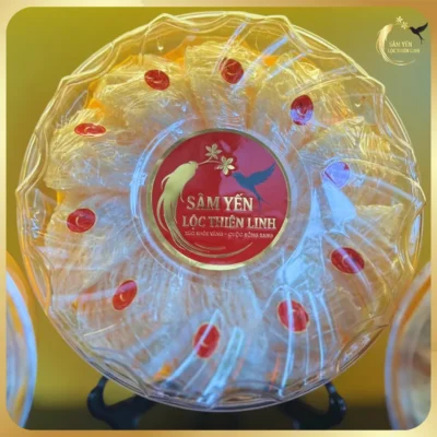 Tổ yến sào rút lông cao cấp vùng biển Nha Trang, chứa đầy đủ 18 loại acid amin và khoáng chất.