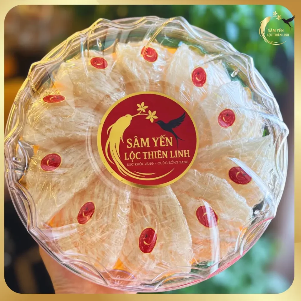 Hộp tổ yến tinh chế sợi Lộc Thiên Linh sạch lông 99%, giữ nguyên độ dai và mùi thơm tự nhiên.