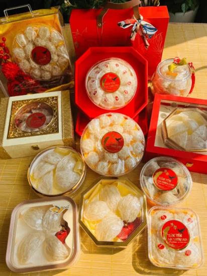 Yến sào rút lông khô và yến tinh chế nguyên chất được tuyển chọn kỹ lưỡng, món quà sức khỏe thượng hạng tại showroom Lộc Thiên Linh Hà Nội.